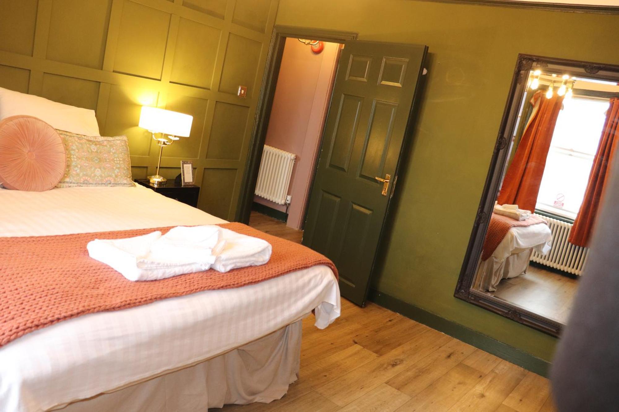 Rooms On The Prom Cheltenham Exterior foto