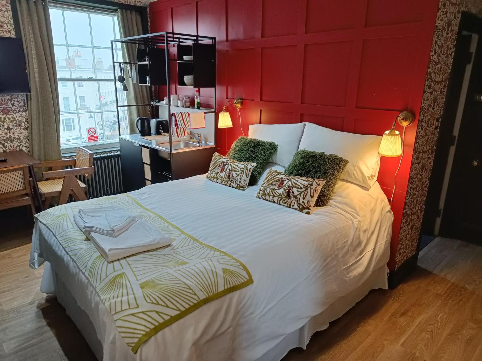 Rooms On The Prom Cheltenham Exterior foto